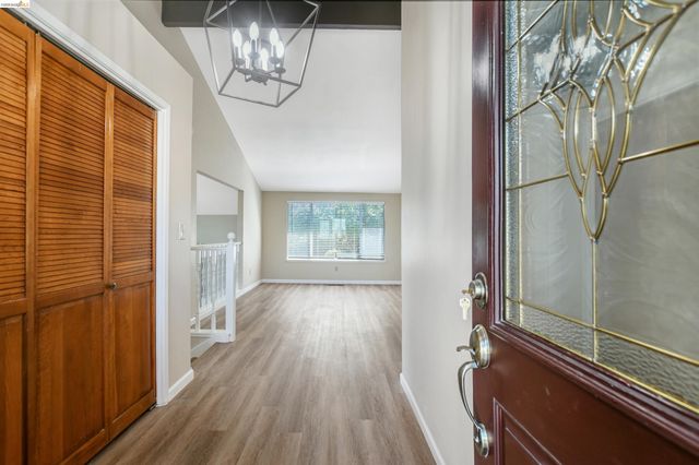 2411 Los Prados Way, Antioch, CA 94509