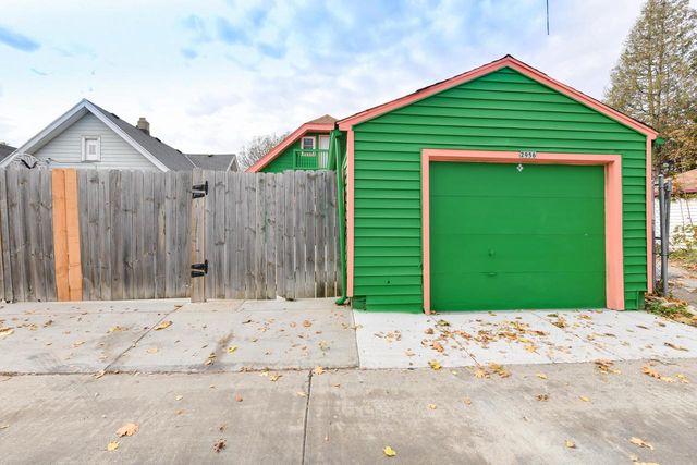 2956 N 39th STREET, Milwaukee, WI 53210