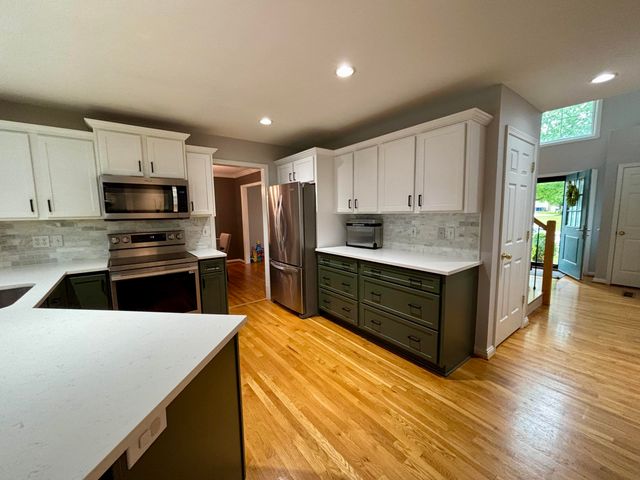 3097 Caversham Park Lane, Lexington, KY 40509