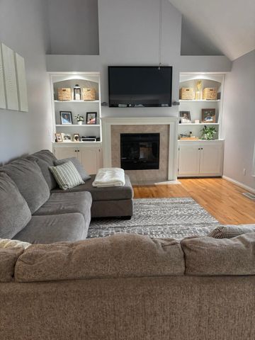 3097 Caversham Park Lane, Lexington, KY 40509