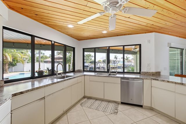 1489 SW Seahawk Way, Palm City, FL 34990