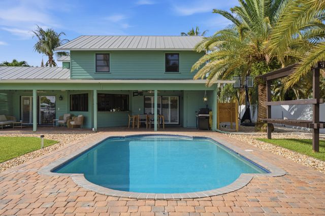 1489 SW Seahawk Way, Palm City, FL 34990