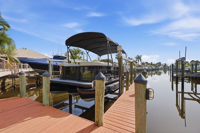 1489 SW Seahawk Way, Palm City, FL 34990
