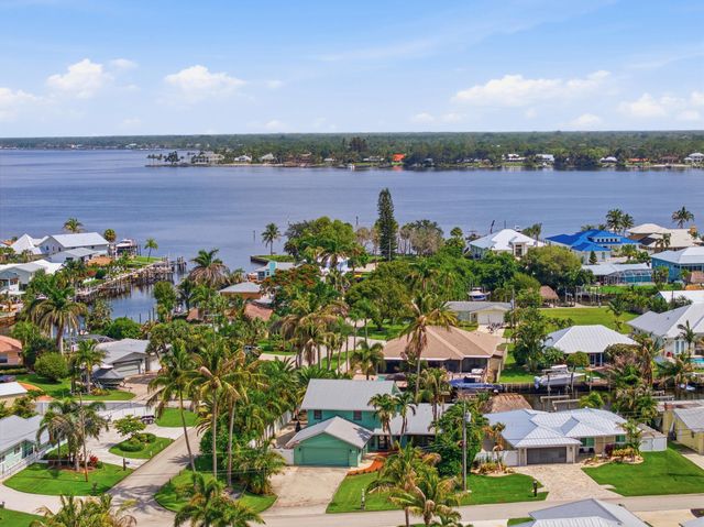 1489 SW Seahawk Way, Palm City, FL 34990