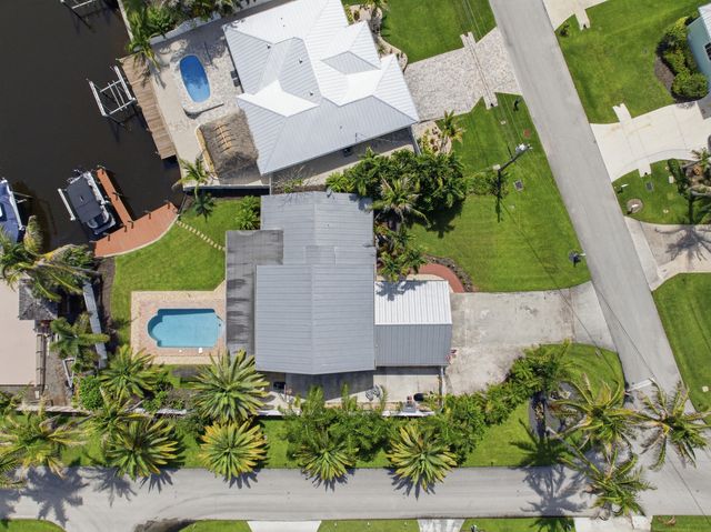 1489 SW Seahawk Way, Palm City, FL 34990