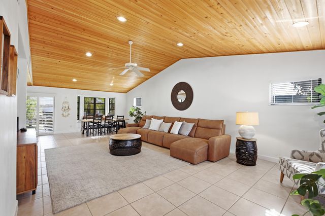 1489 SW Seahawk Way, Palm City, FL 34990