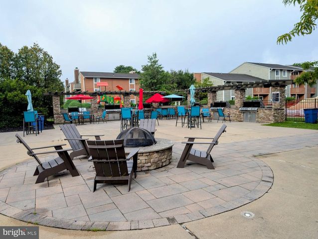 2313 RAVENS DR, Plainsboro, NJ 08536