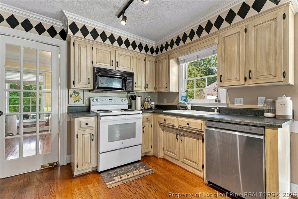 Image 17 of property listing at 445 Petty Road, Sanford, NC 27330