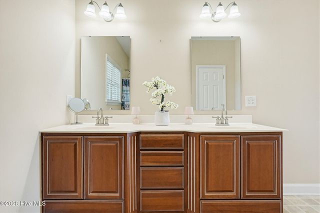 203 Riverside Drive, Sneads Ferry, NC 28460