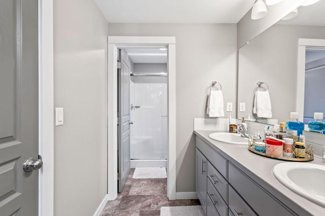 952 E Timber Pine Drive, Sisters, OR 97759