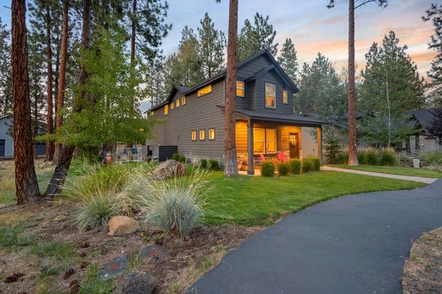 952 E Timber Pine Drive, Sisters, OR 97759