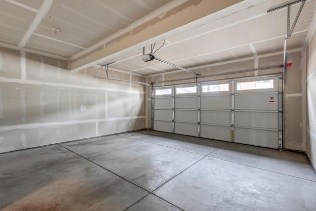 952 E Timber Pine Drive, Sisters, OR 97759