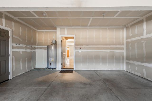 952 E Timber Pine Drive, Sisters, OR 97759