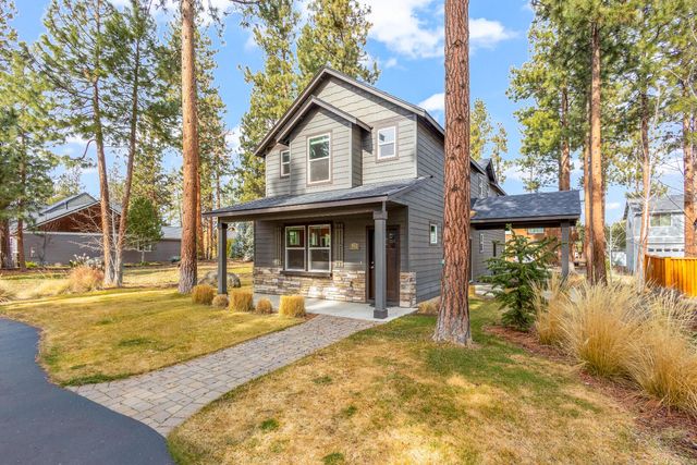 952 E Timber Pine Drive, Sisters, OR 97759