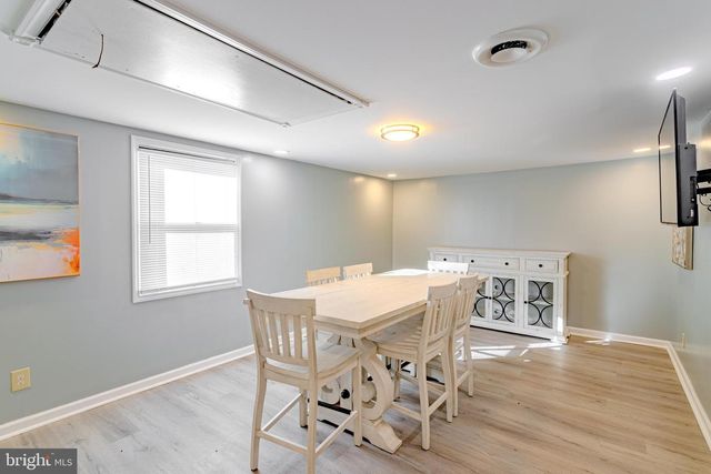 84 MIDDLEBURY LN, Willingboro, NJ 08046