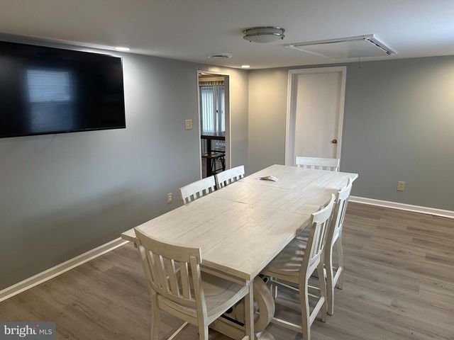 84 MIDDLEBURY LN, Willingboro, NJ 08046