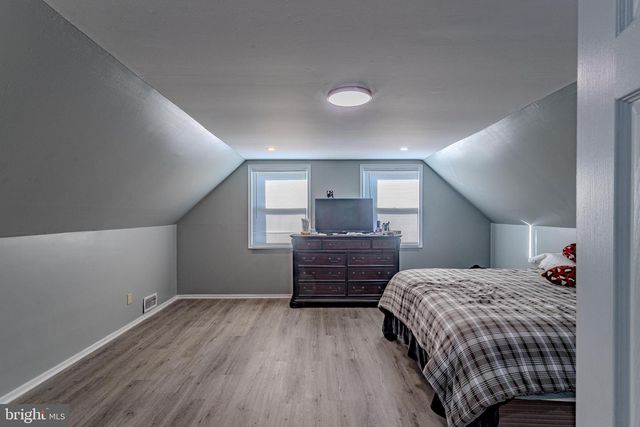 84 MIDDLEBURY LN, Willingboro, NJ 08046