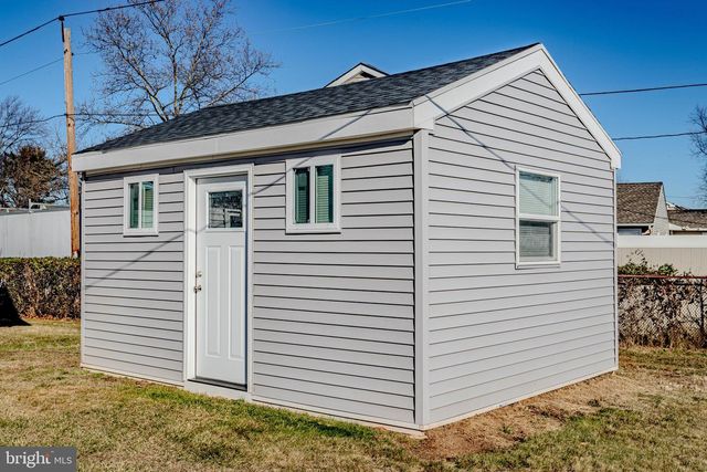 84 MIDDLEBURY LN, Willingboro, NJ 08046