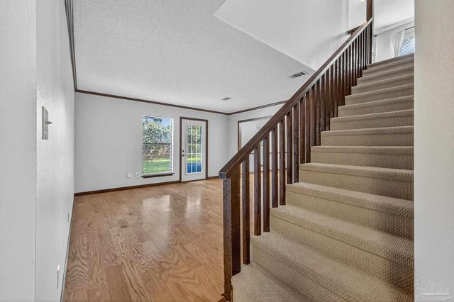 1208 Tamara Dr, Pensacola, FL 32504