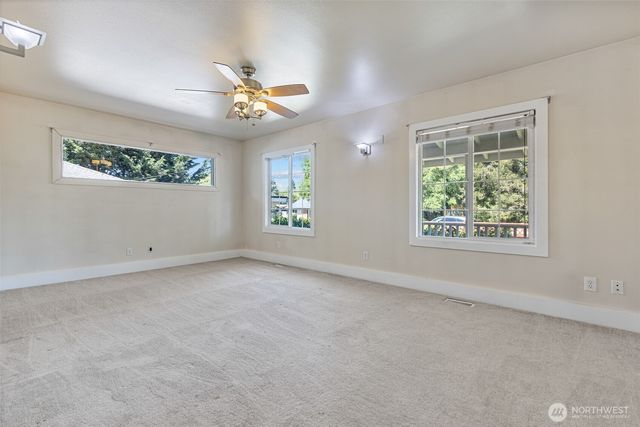 410 118th Street S, Tacoma, WA 98444