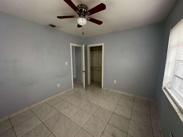 23 SE 12th Street 22, Dania Beach, FL 33004