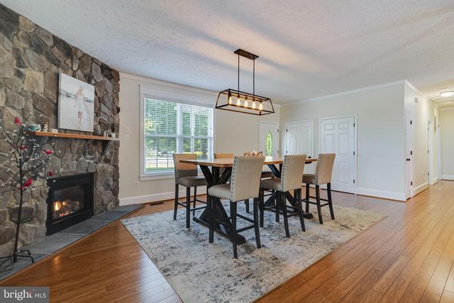 38425 ROOSTER LN, Mechanicsville, MD 20659