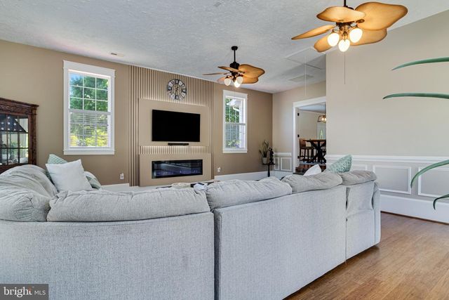 38425 ROOSTER LN, Mechanicsville, MD 20659