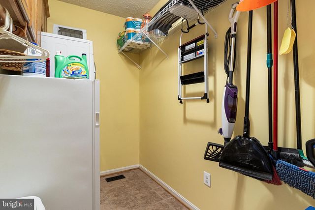 38425 ROOSTER LN, Mechanicsville, MD 20659