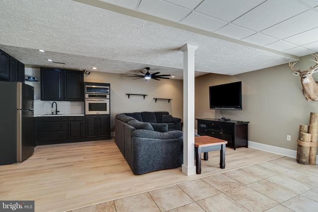 38425 ROOSTER LN, Mechanicsville, MD 20659