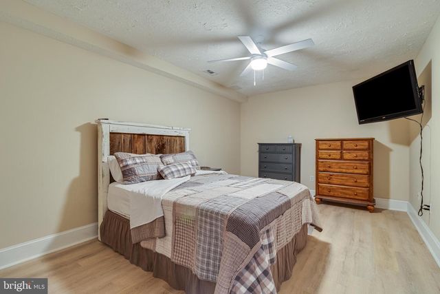 38425 ROOSTER LN, Mechanicsville, MD 20659