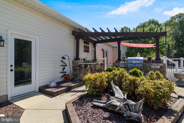 38425 ROOSTER LN, Mechanicsville, MD 20659