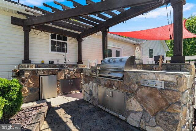 38425 ROOSTER LN, Mechanicsville, MD 20659