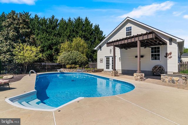38425 ROOSTER LN, Mechanicsville, MD 20659