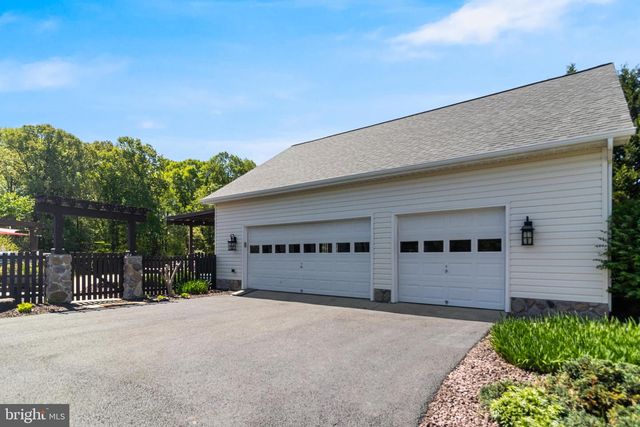 38425 ROOSTER LN, Mechanicsville, MD 20659