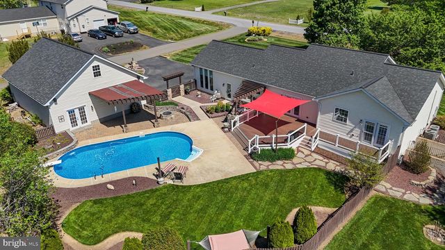 38425 ROOSTER LN, Mechanicsville, MD 20659