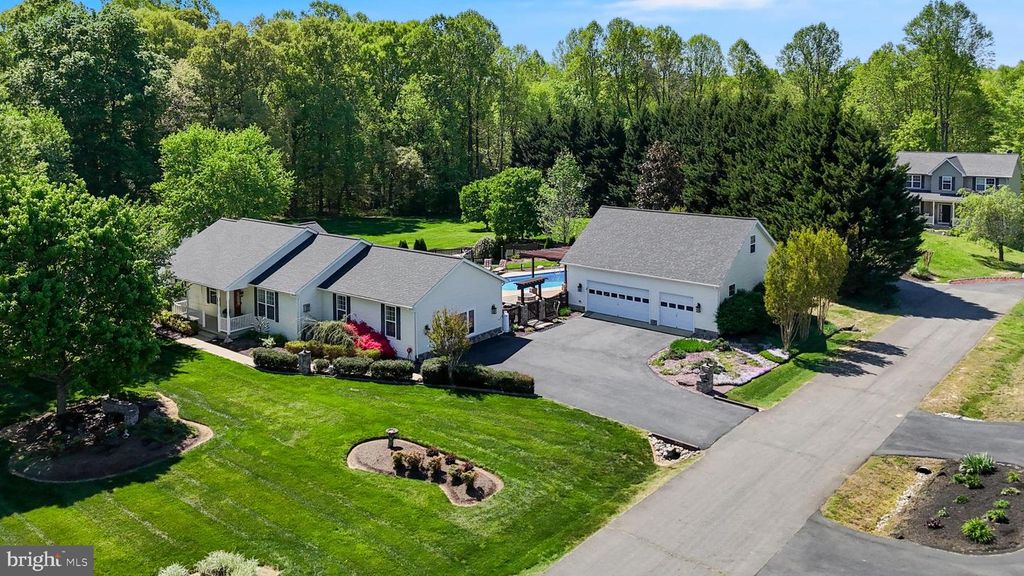 38425 ROOSTER LN, Mechanicsville, MD 20659