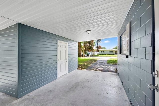 2512 LAKE WADE COURT, Orlando, FL 32806