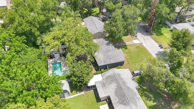 2512 LAKE WADE COURT, Orlando, FL 32806
