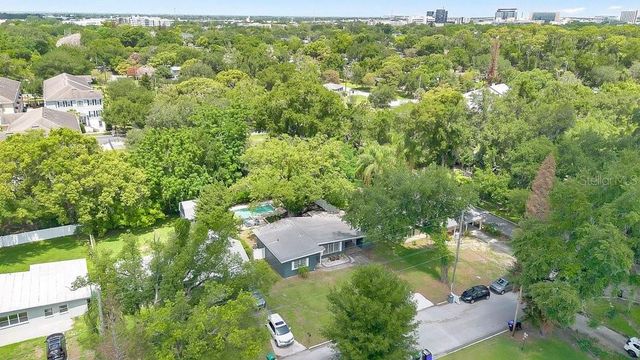2512 LAKE WADE COURT, Orlando, FL 32806