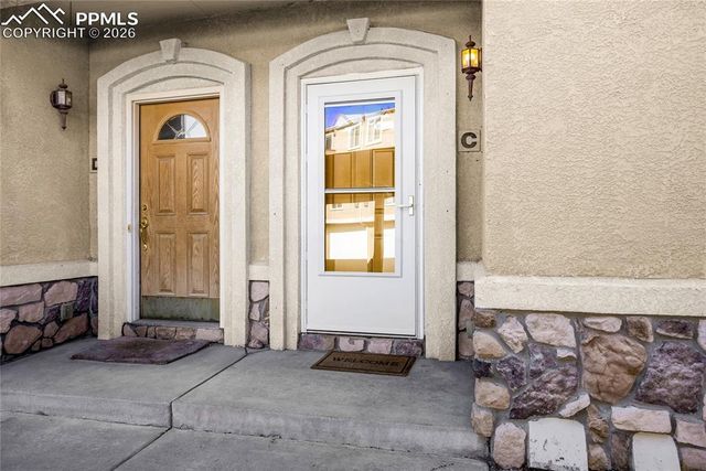 1463 Madison Ridge Heights C, Colorado Springs, CO 80904