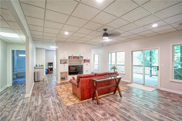 958 Glenverness Drive, Marietta, GA 30068