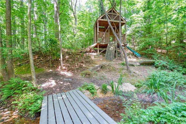 958 Glenverness Drive, Marietta, GA 30068