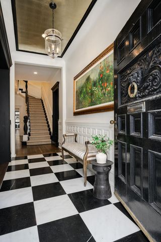 75 E ELM Street, Chicago, IL 60611