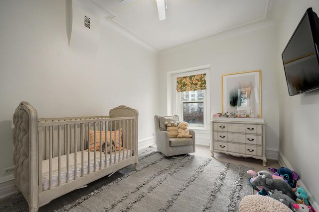 75 E ELM Street, Chicago, IL 60611