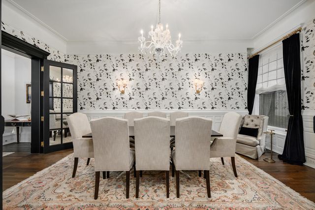 75 E ELM Street, Chicago, IL 60611