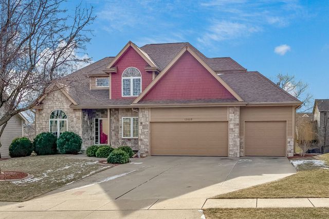12608 Prairie Drive, Urbandale, IA 50323