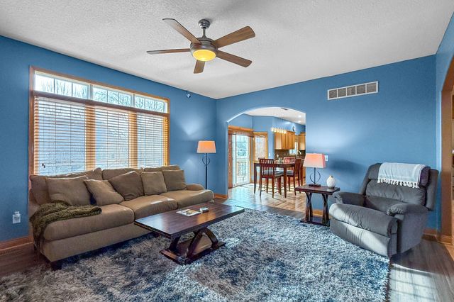 12608 Prairie Drive, Urbandale, IA 50323