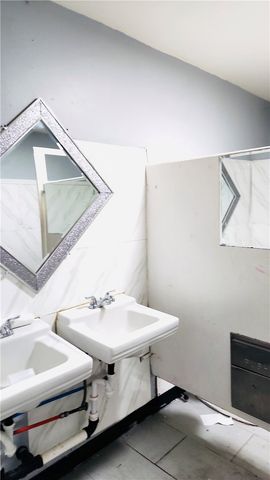 8023 Bennett Street, Homewood Brushton, PA 15208