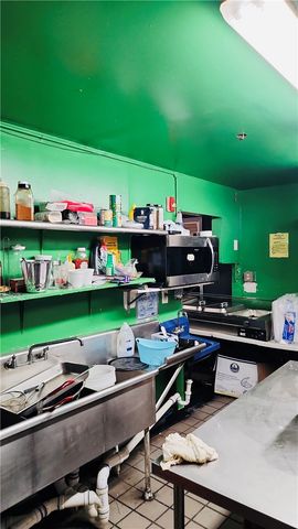 8023 Bennett Street, Homewood Brushton, PA 15208