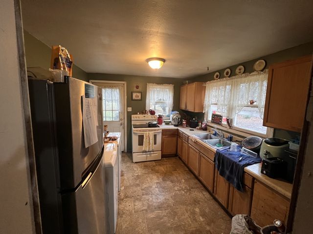 5012 Delashmitt Rd, Hixson, TN 37343